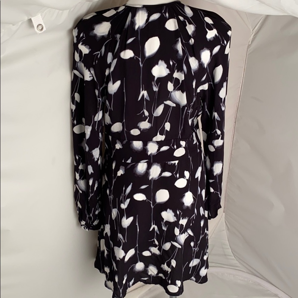 Equipment Alexandria asymmetric long sleeve dress - Picture 4 of 10